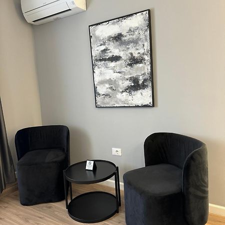L'Hotel Tirana Extérieur photo