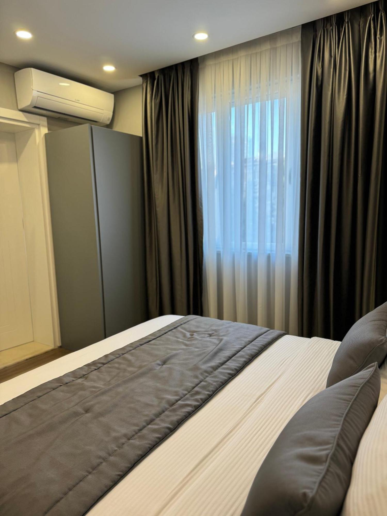 L'Hotel Tirana Extérieur photo